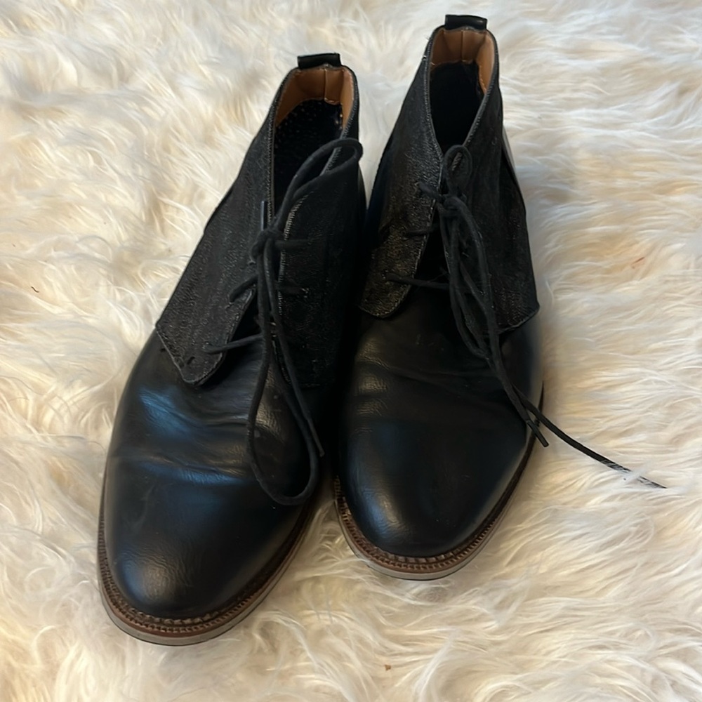 Steve Madden Men’s Chukka Boots Size 10 Black Leather Lace Up Ankle Shoes